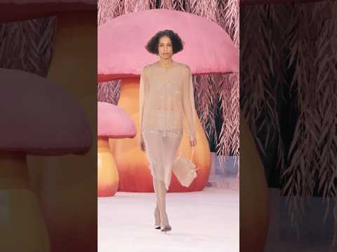 CHANEL Spring Summer 2026 Haute Couture - Opening Look — CHANEL Shows