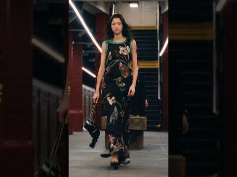 CHANEL Métiers d’art 2026 Collection—the Savoir-faire of Embroiderers — CHANEL Shows