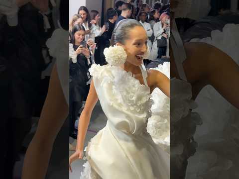 Here comes the bride 💐 #DiorCouture