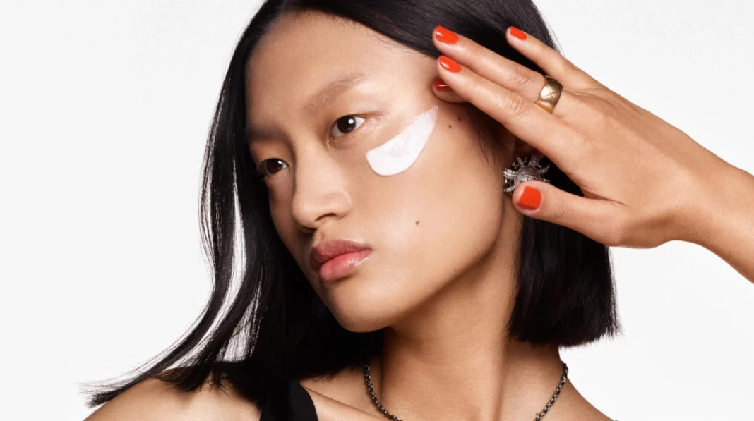 Chanel / N°1 DE CHANEL Expert Revitalizing Serum Duo