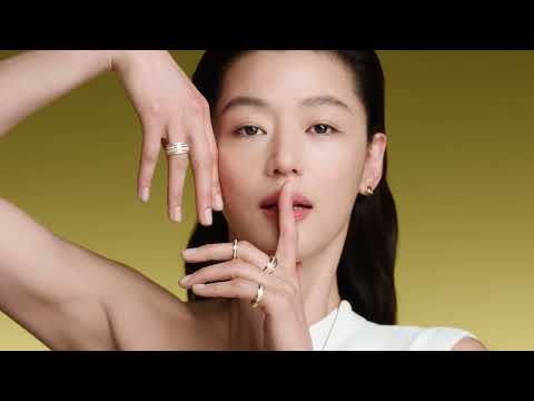 Global Ambassador Gianna Jun in Piaget Possession