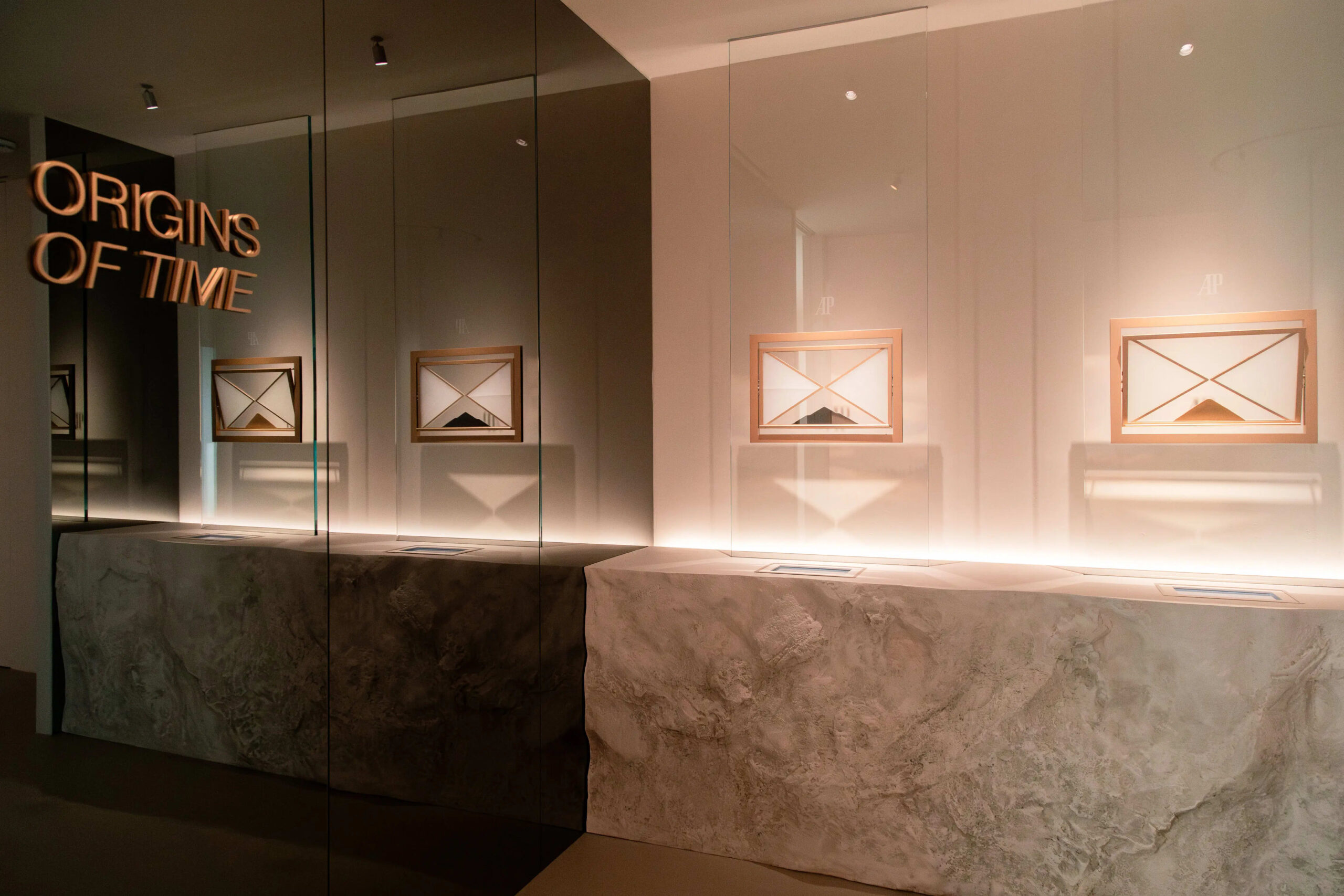 Artisans presenting Audemars Piguet’s Atelier des Établisseurs and rare craft timepieces