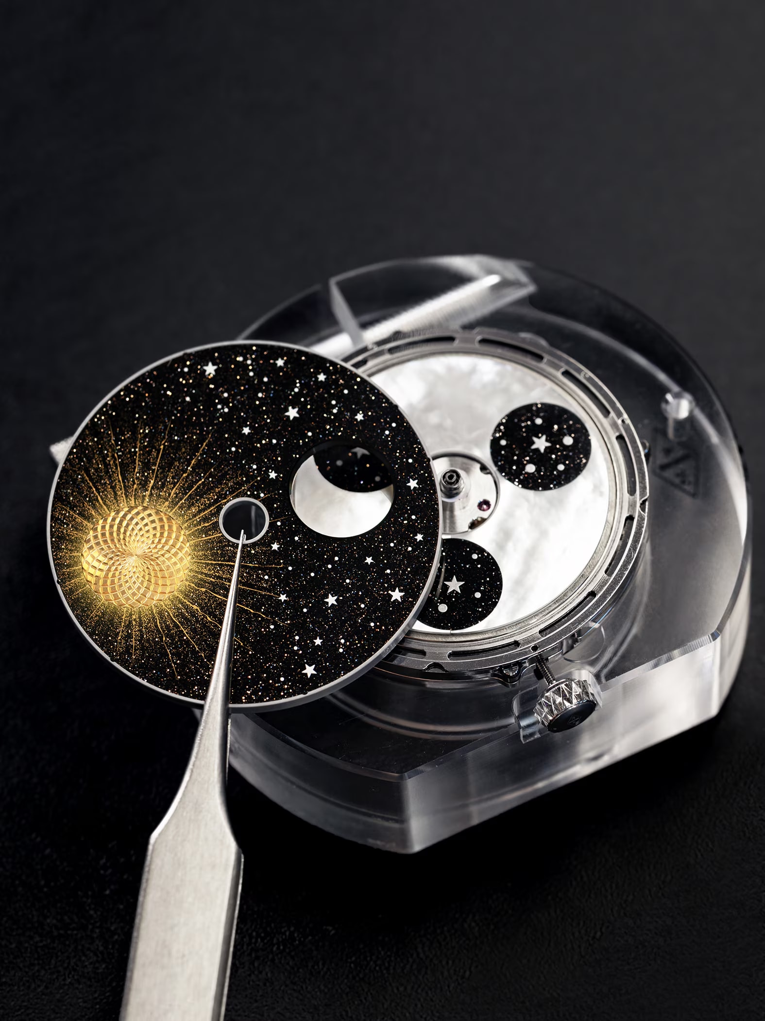 Van Cleef & Arpels Midnight Jour Nuit Phase de Lune watch with Murano aventurine glass dial and day night display