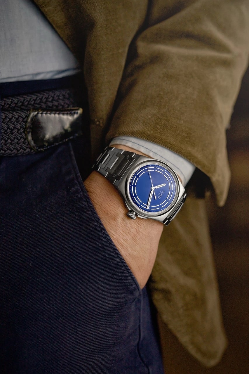 Czapek Antarctique Dark Sector Cosmic Blue titanium on integrated bracelet