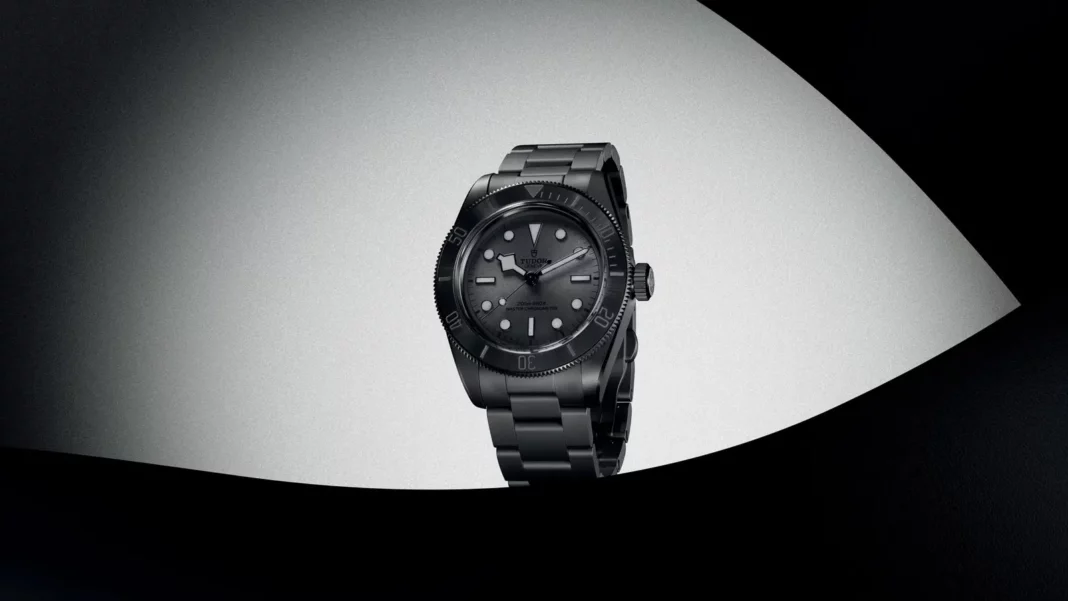 TUDOR - Black Bay Ceramic
