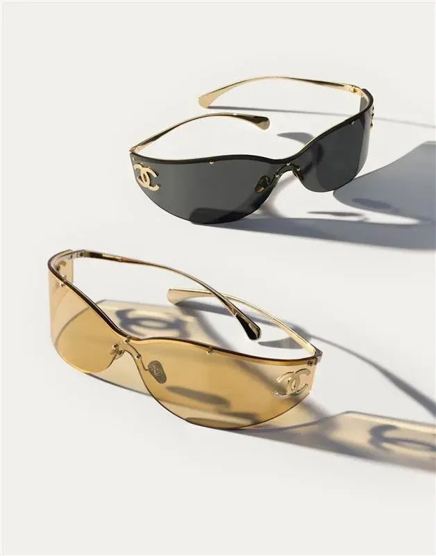 CHANEL COCO BEACH 2026 sunglasses eyewear collection summer silhouette