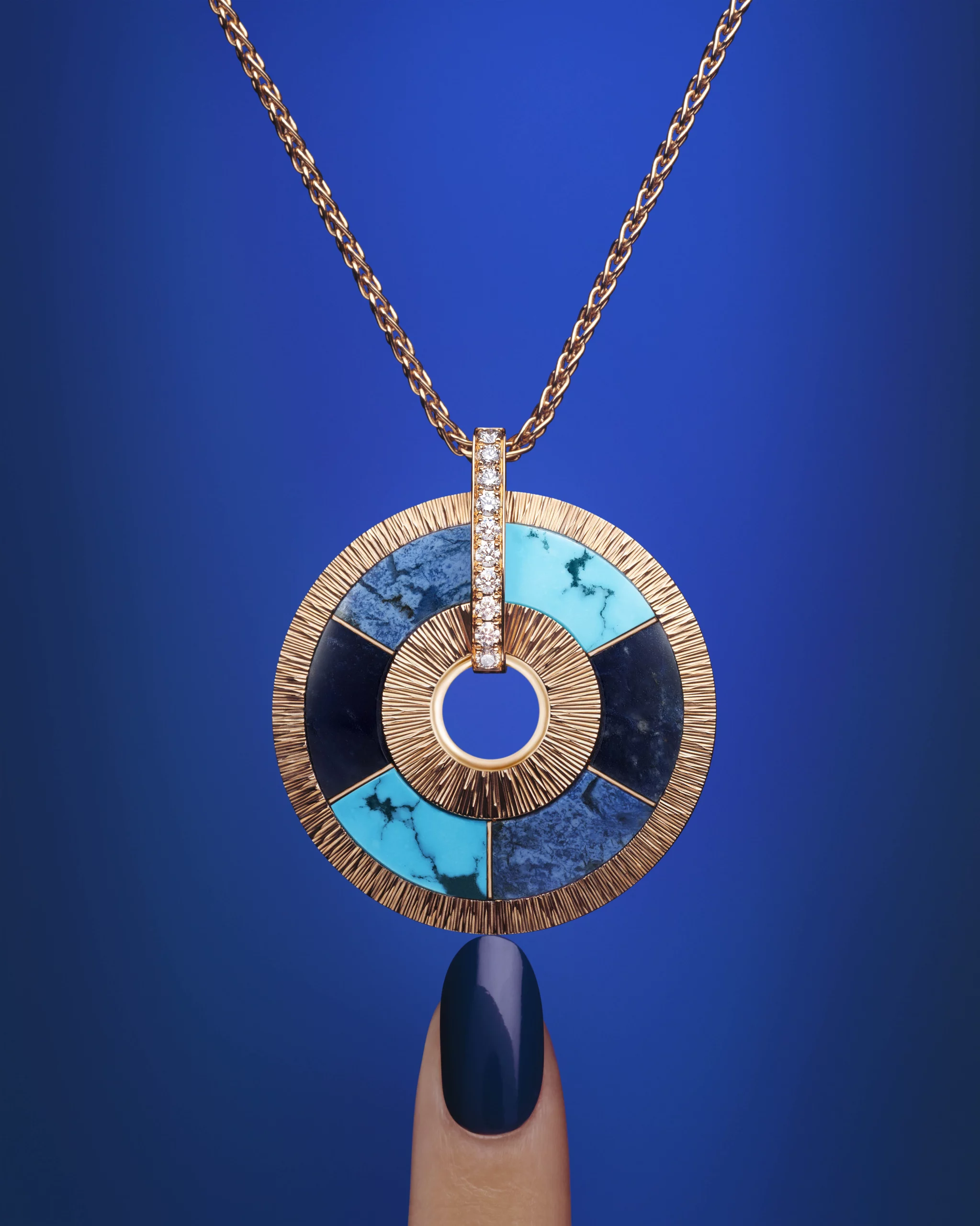 Piaget Possession Vibrant Palace jewellery featuring turquoise, sodalite and dumortierite stones with rose gold gadroons