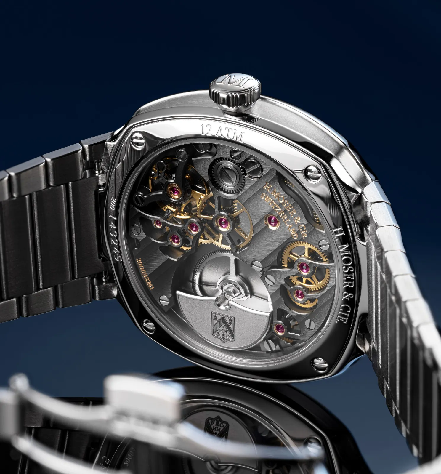 H. Moser & Cie Streamliner Small Seconds Lime Green Enamel Boutique Edition on integrated steel bracelet, case side view