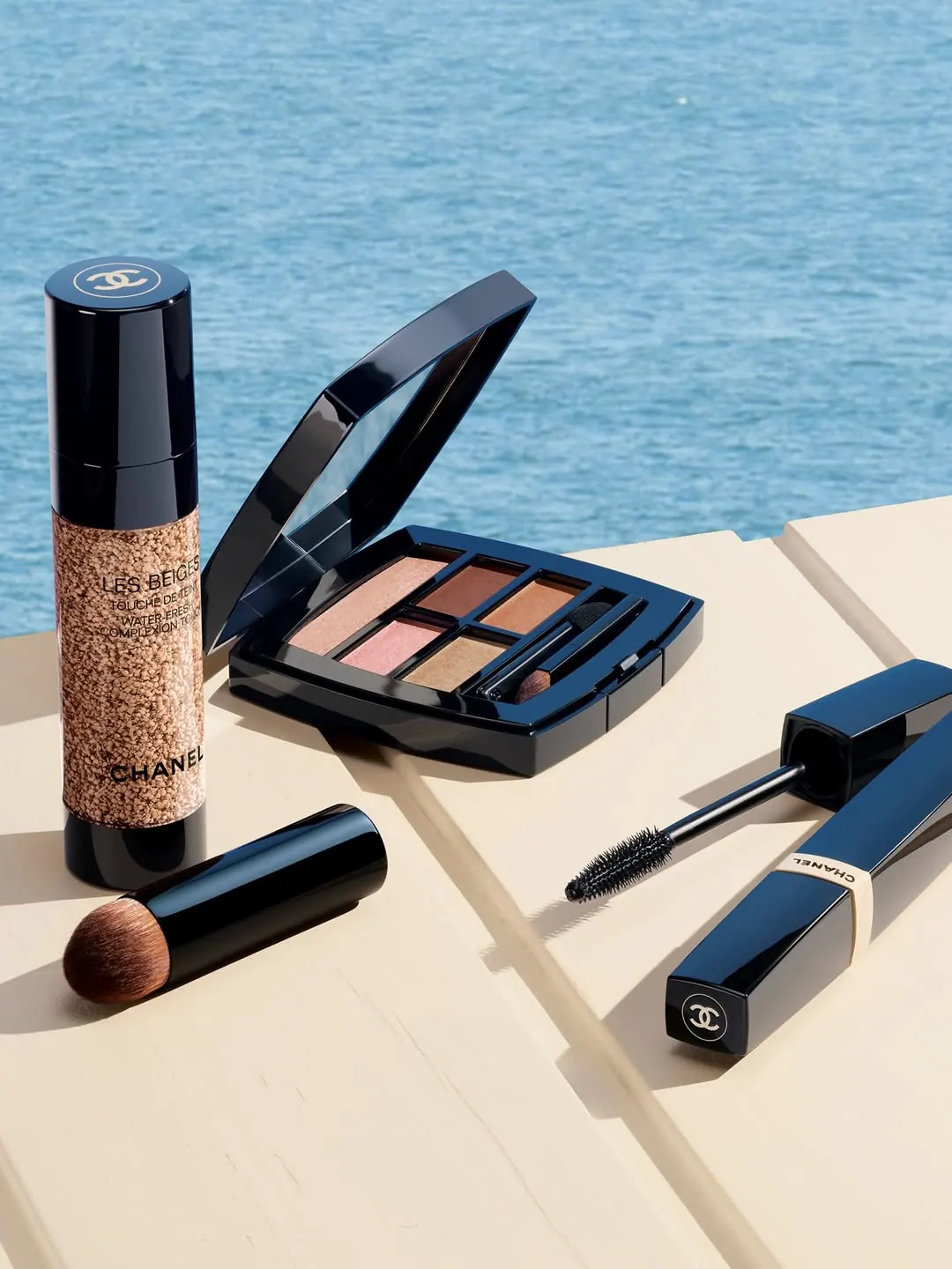 CHANEL Les Beiges Eyeshadow Palette and Volume and Definition Mascara summer essentials