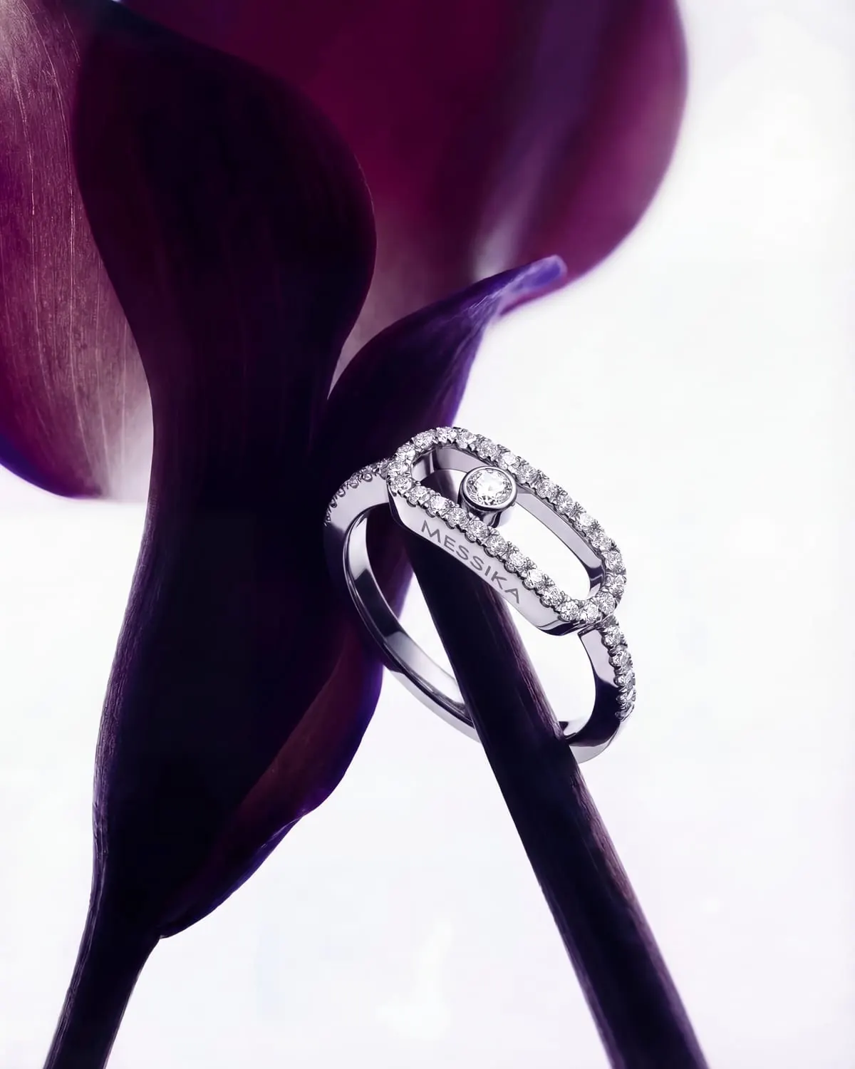 Messika fine jewellery gift celebrating the bond between mother and child