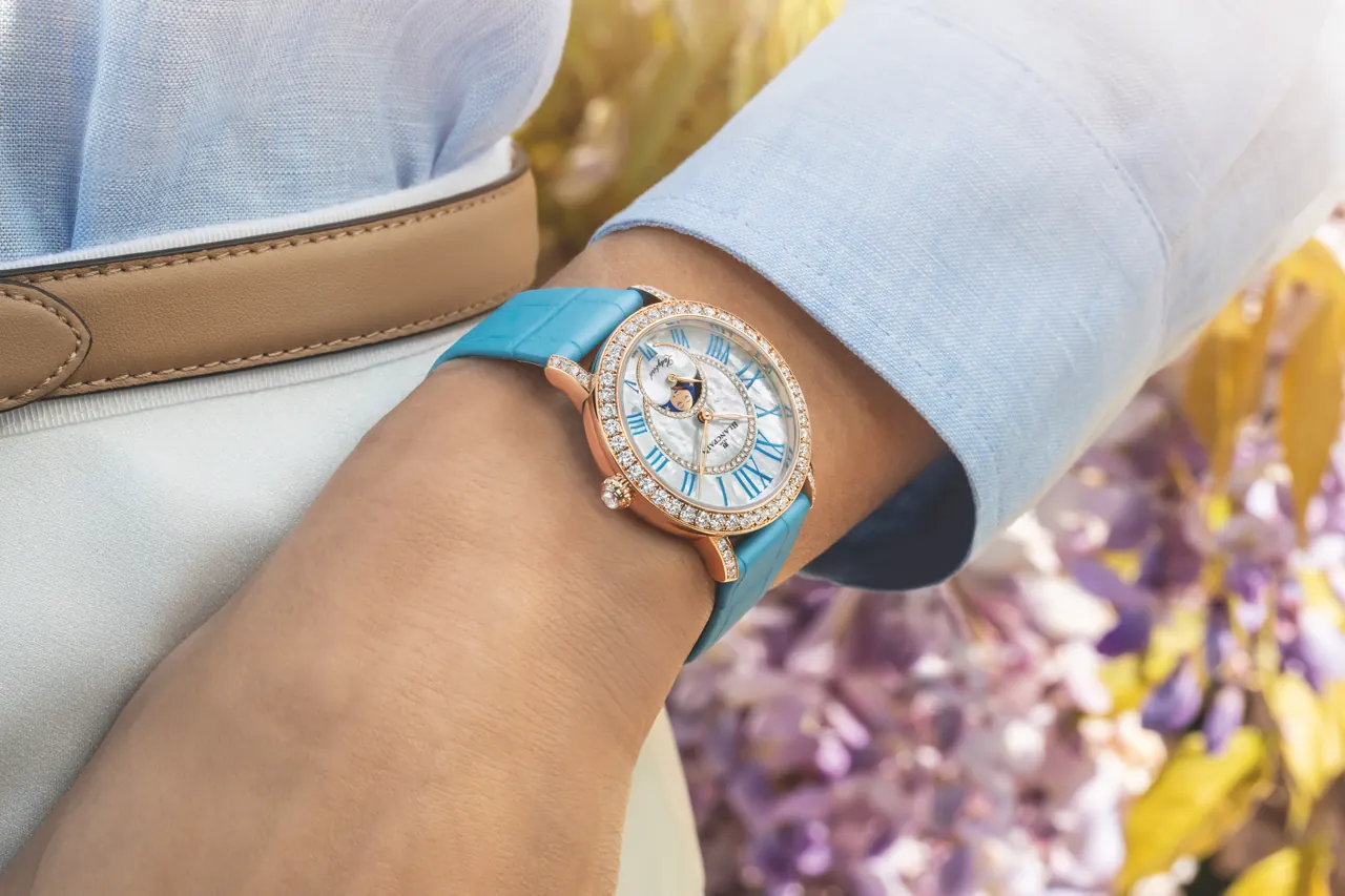 Blancpain Ladybird Colors Nude Moka snow-set version with 152 additional diamonds on dial center