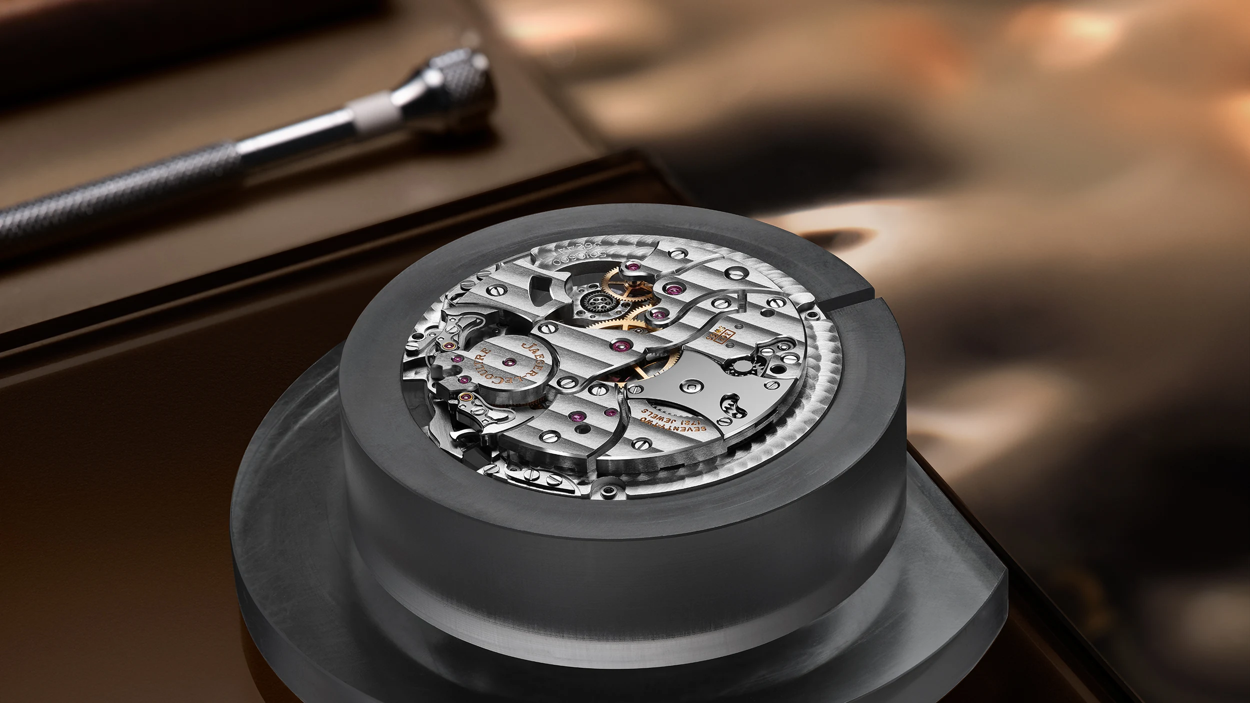 Jaeger-LeCoultre Calibre 362 flying tourbillon detail with peripheral oscillating mass