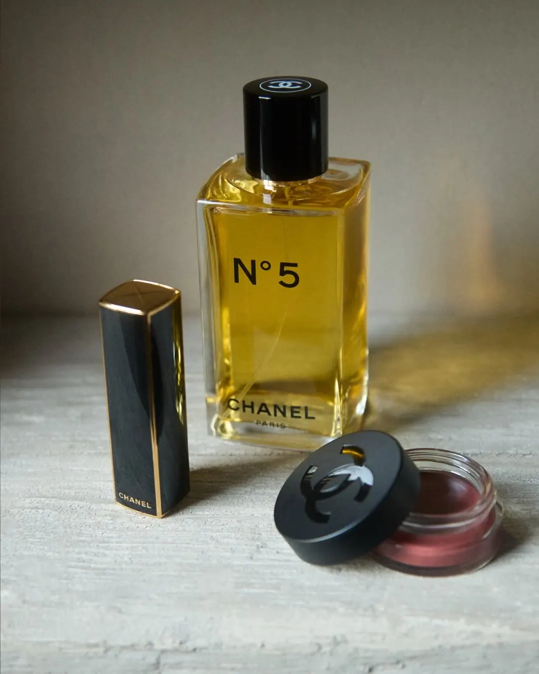 CHANEL beauty products featured in Margot Robbie's 2026 Met Gala look including ROUGE ALLURE VELVET and N°1 DE CHANEL Lip and Cheek Balm