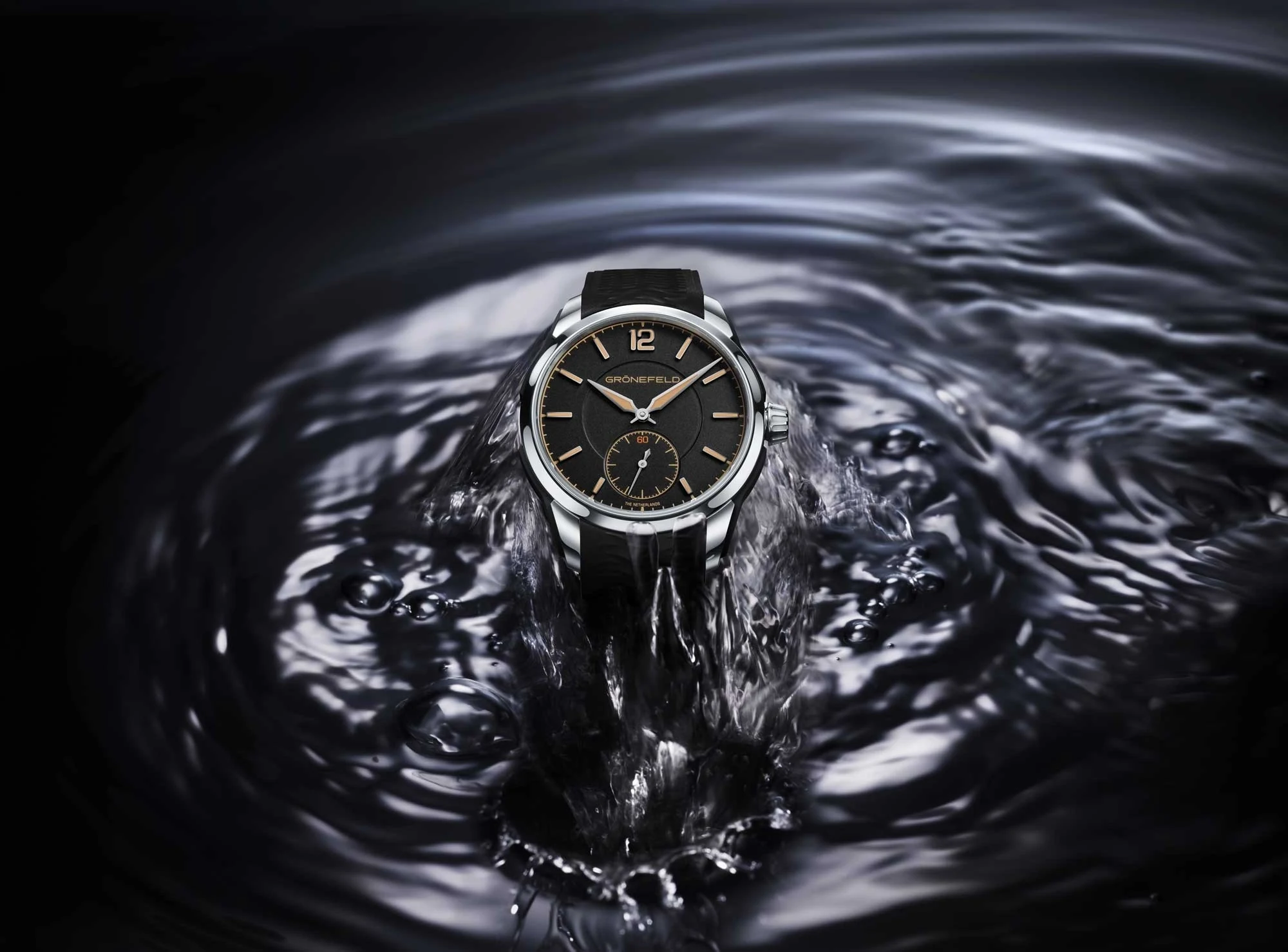 GRONEFELD calibre G-06 movement with openworked oscillating weight and Dutch bell-gable bridges