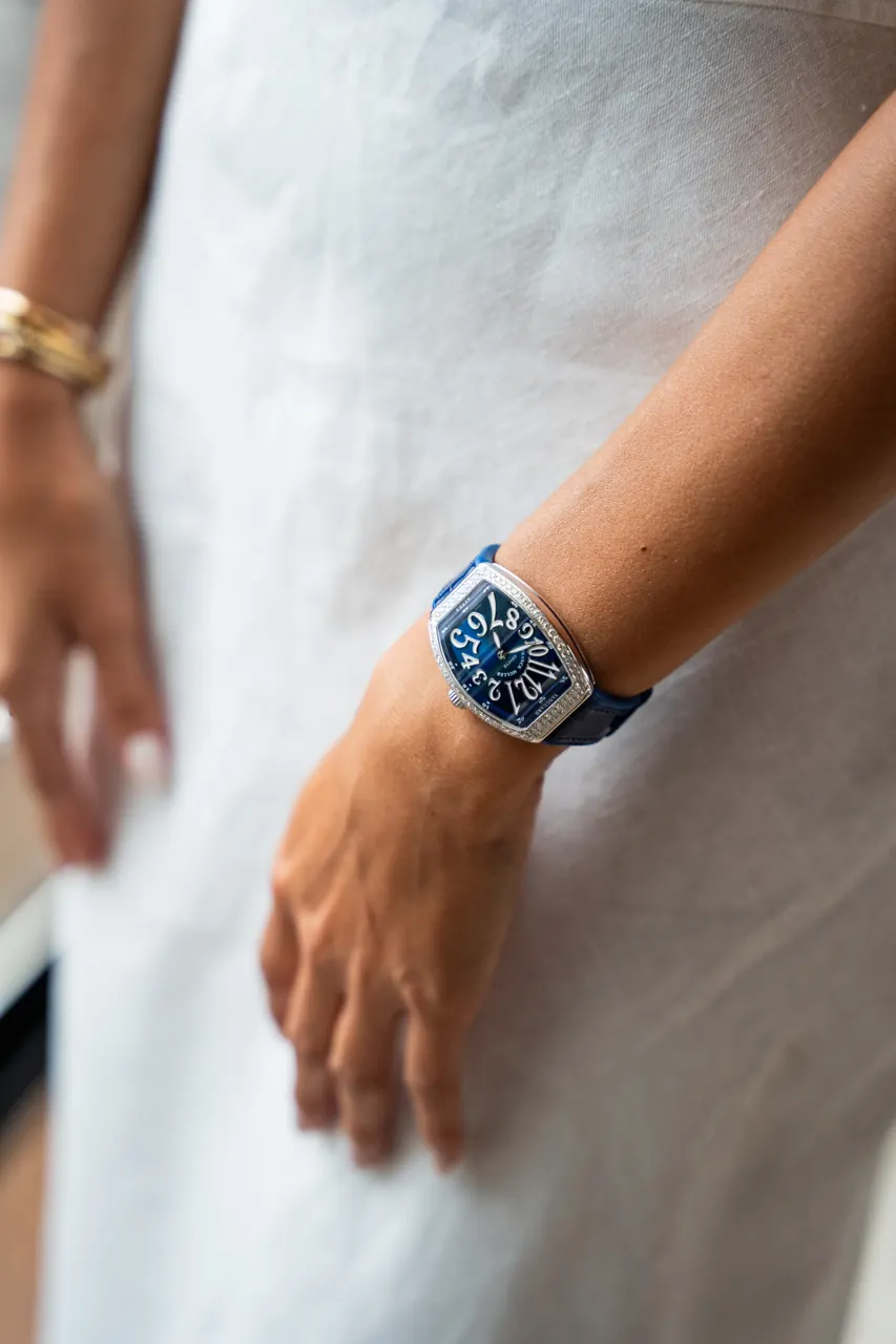Franck Muller Vanguard Altea wrist shot highlighting 32mm silhouette and strap curvature