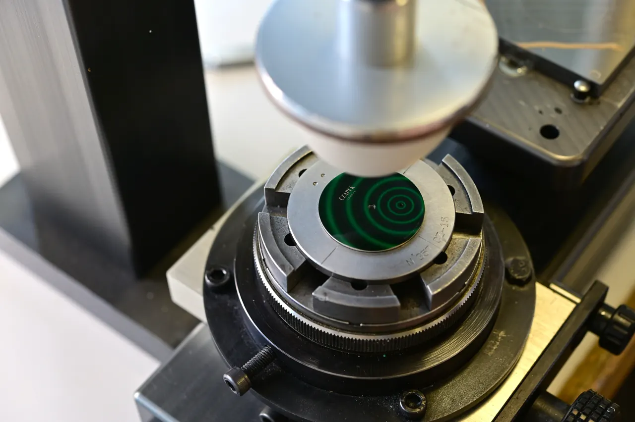 Donzé Cadrans artisan applying Grand Feu enamel layers to Czapek dial