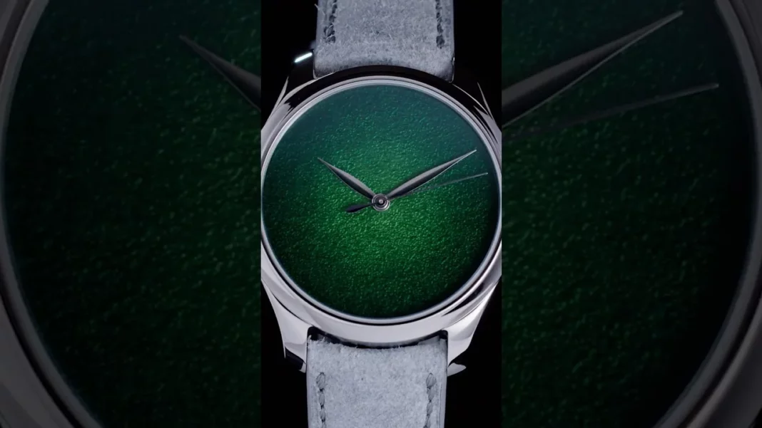 Endeavour Centre Seconds Concept Lime Green Enamel By H Moser And Cie