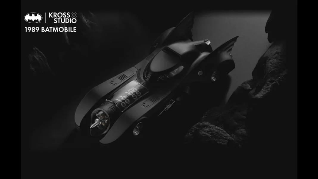 Exploring the 1989 Batmobile X Kross Studio Desk Clock