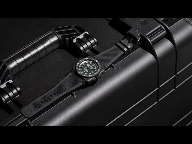 Exploring the BR-03 Diver Lum Outline by BELL & ROSS