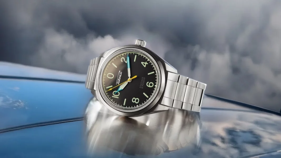 RAKETA - Exploring the RAKETA Pilot Watch: A Tribute to Aviation Excellence