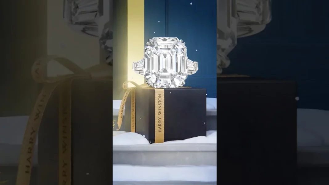 Harry Winston Winter Collection Featuring Dazzling Diamond Timepieces