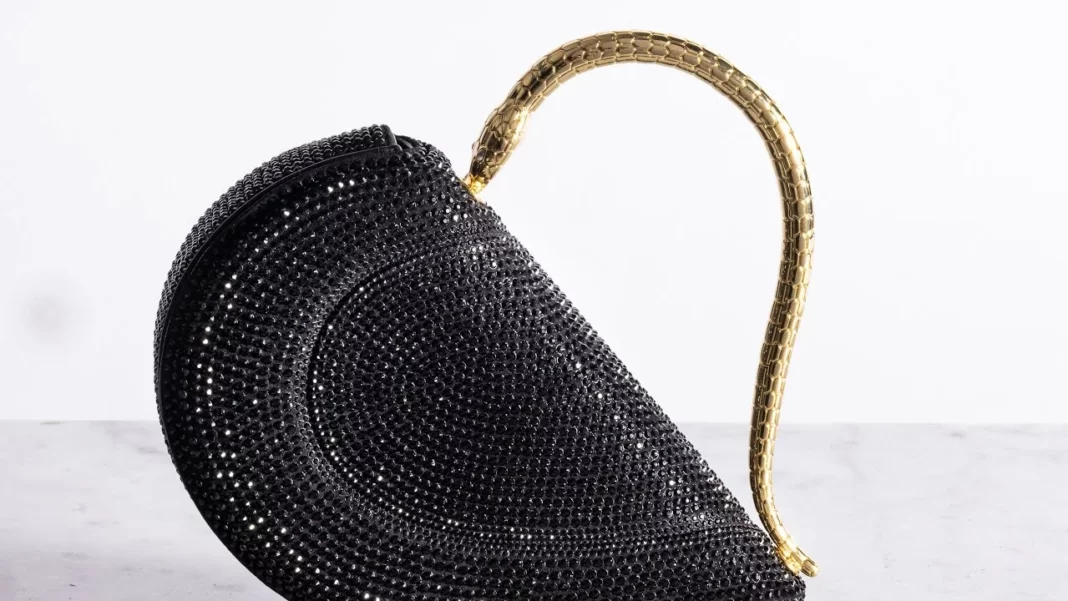 Timeless Elegance Of The Bulgari Serpenti Cuore 1968