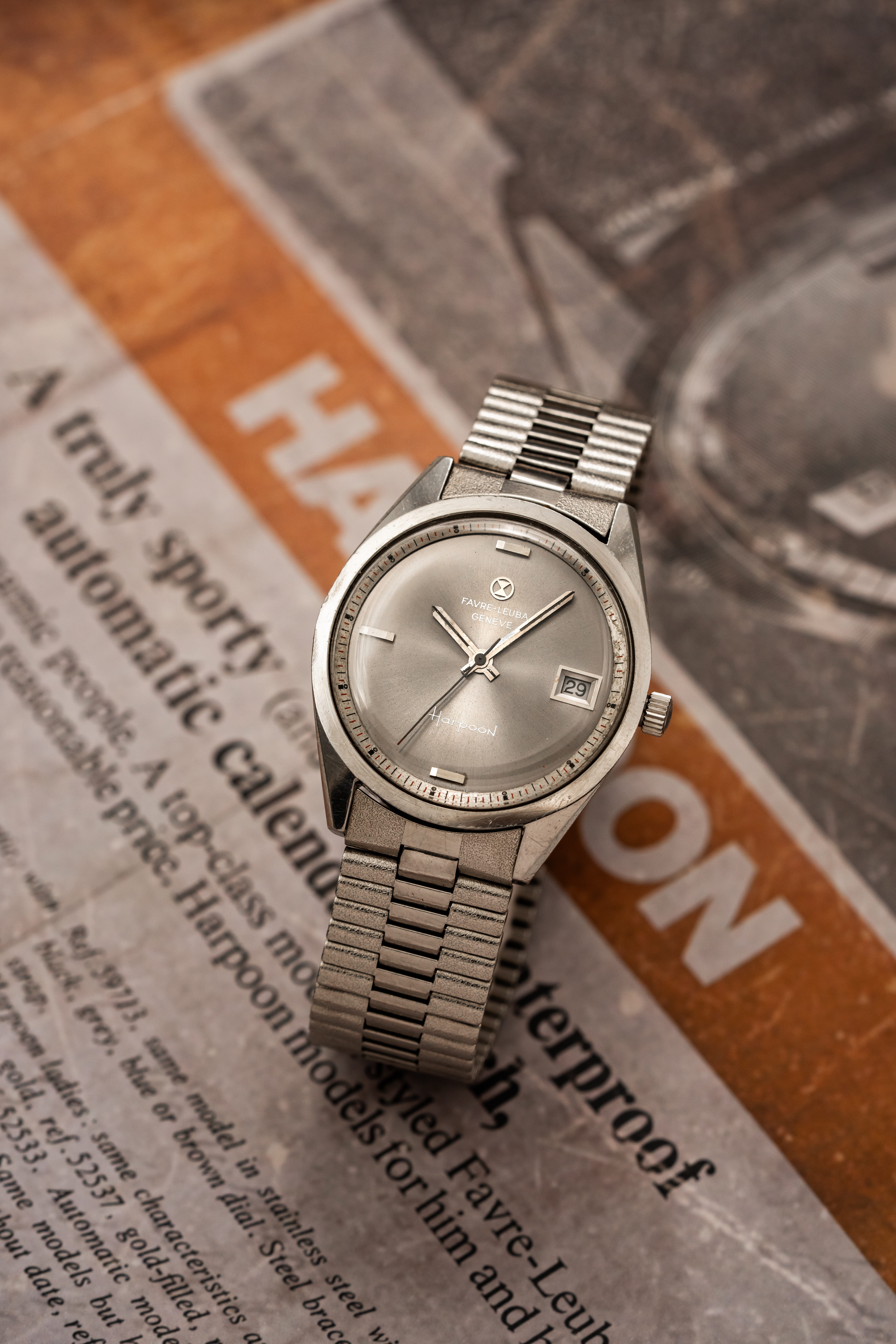 Favre Leuba Harpoon Revival gray sunray dial close-up