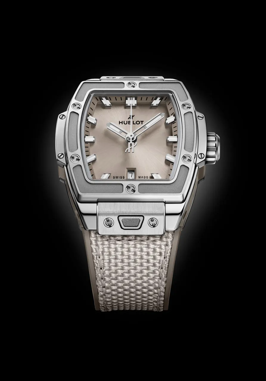 Hublot Spirit of Big Bang Essential Taupe 42mm titanium skeleton chronograph dial detail