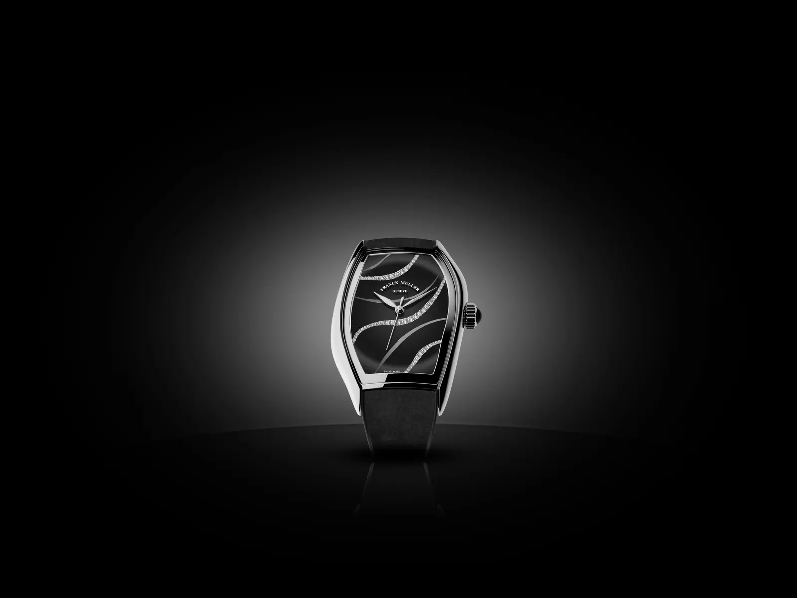 Franck Muller Curvex CX Silhouette dial and integrated strap detail close-up