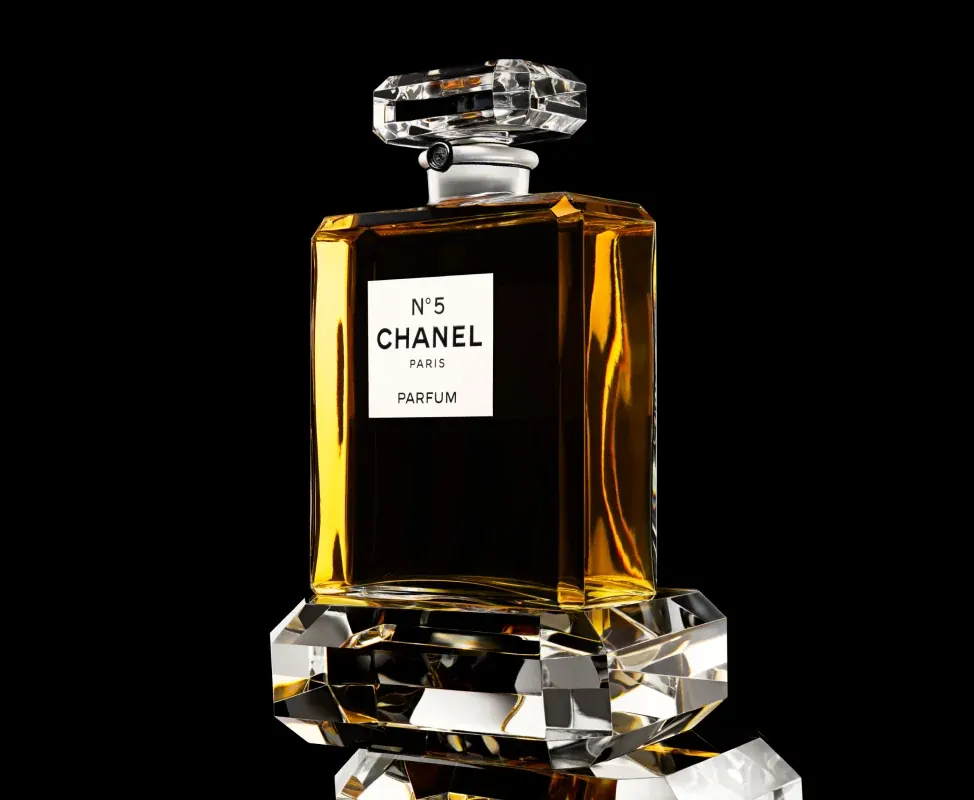 Les Extraits de CHANEL and LES EXCLUSIFS DE CHANEL collection bottles