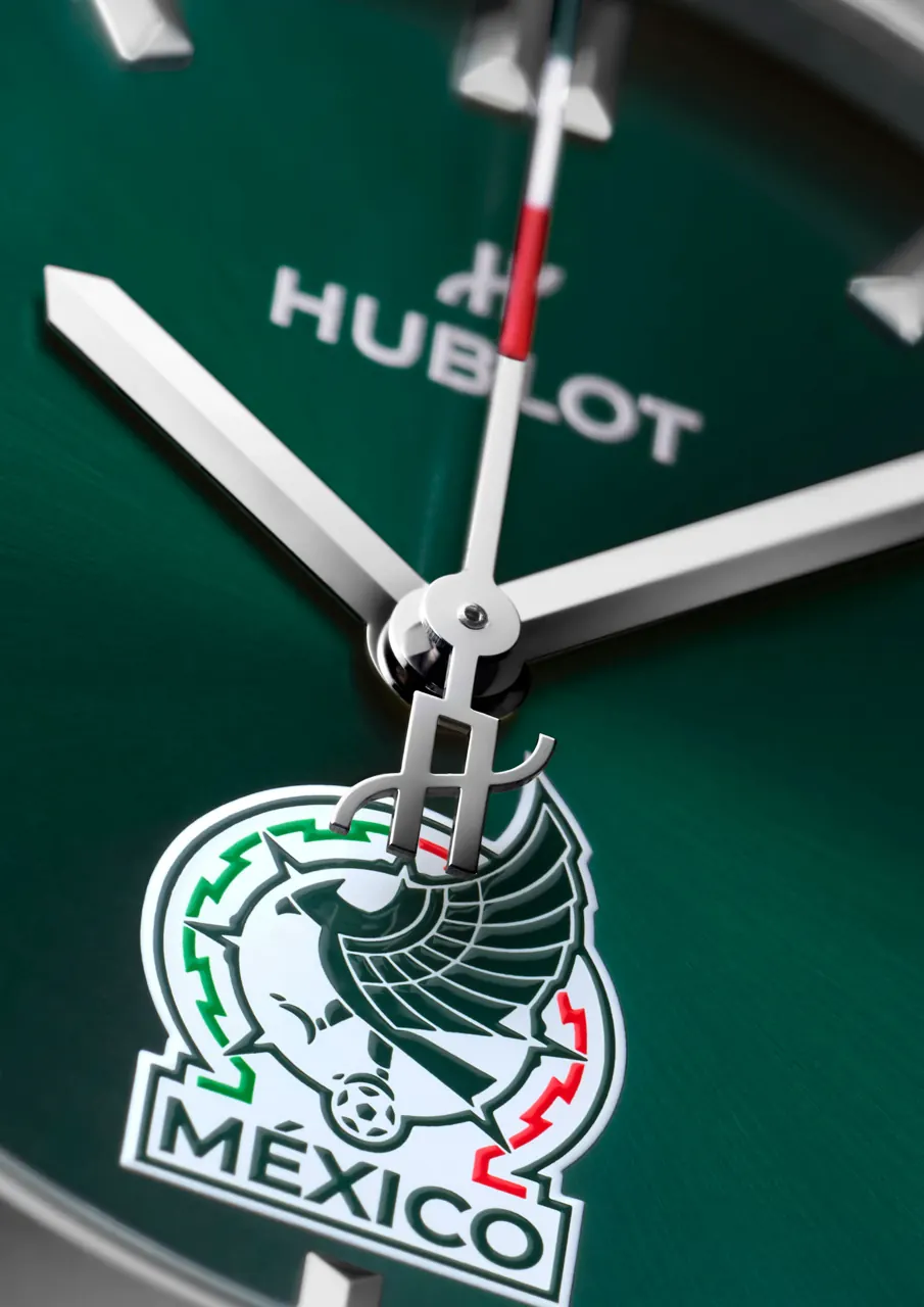 Caseback of the Classic Fusion Chronograph SNM featuring the Mexican National Team emblem