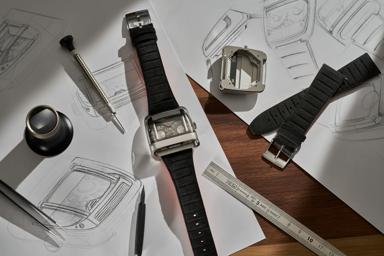AMIDA Digitrend OSII Black BGW9 Super-LumiNova nocturnal display glowing in the dark