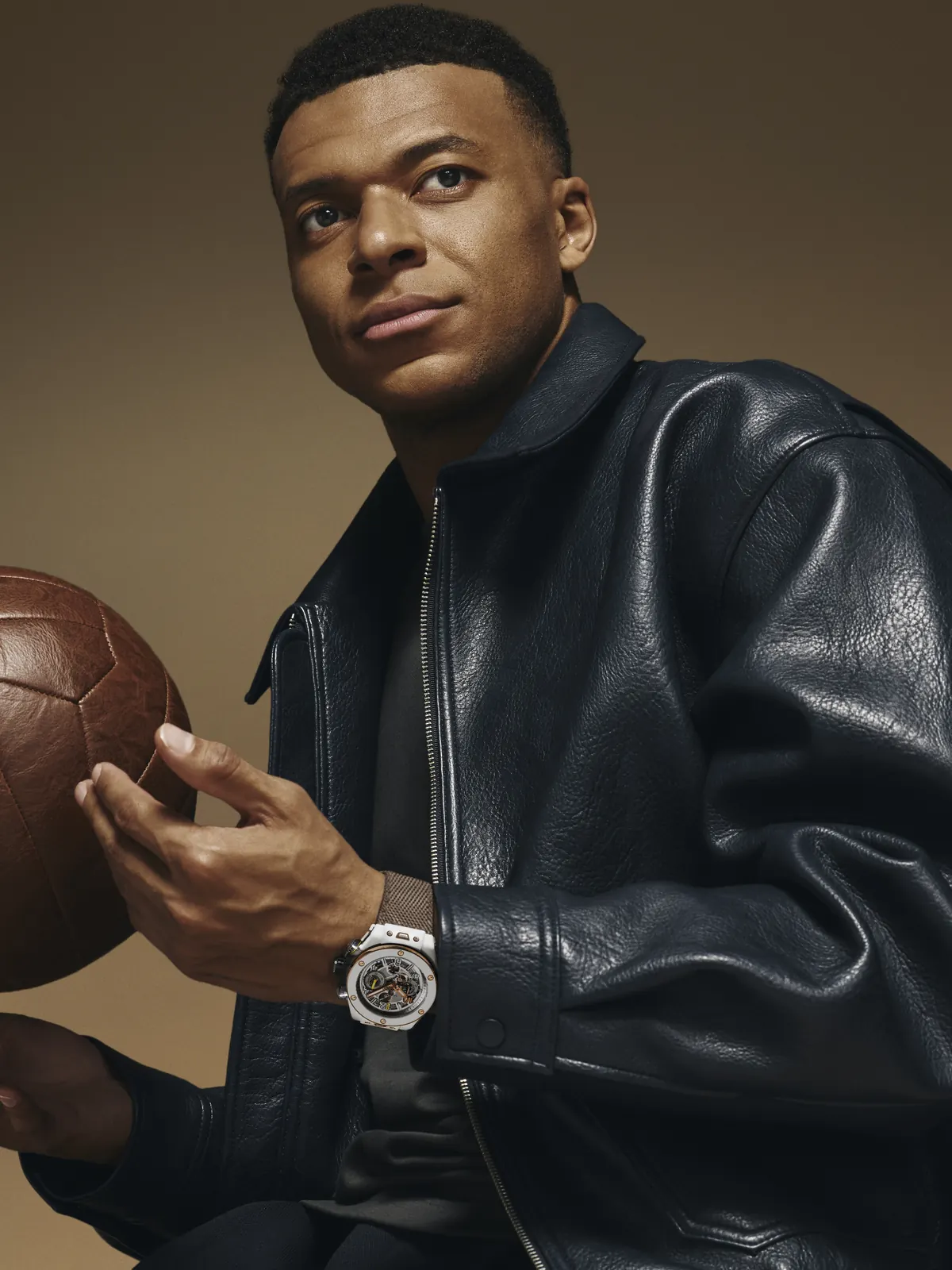 Hublot Big Bang Reloaded Kylian Mbappé on King Gold fabric strap