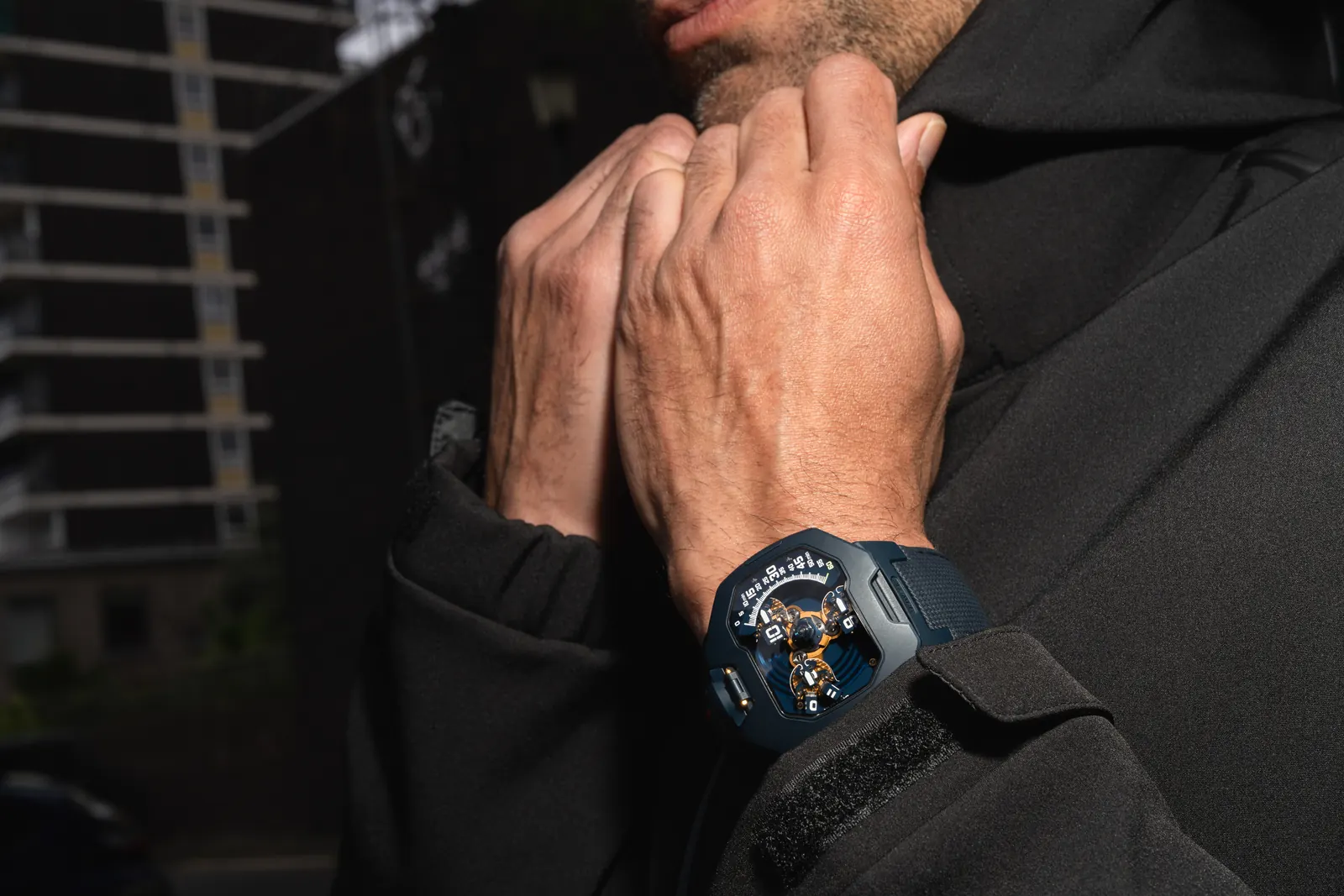 URWERK UR-120 Blue Planet Calibre UR-20.01 movement finishing