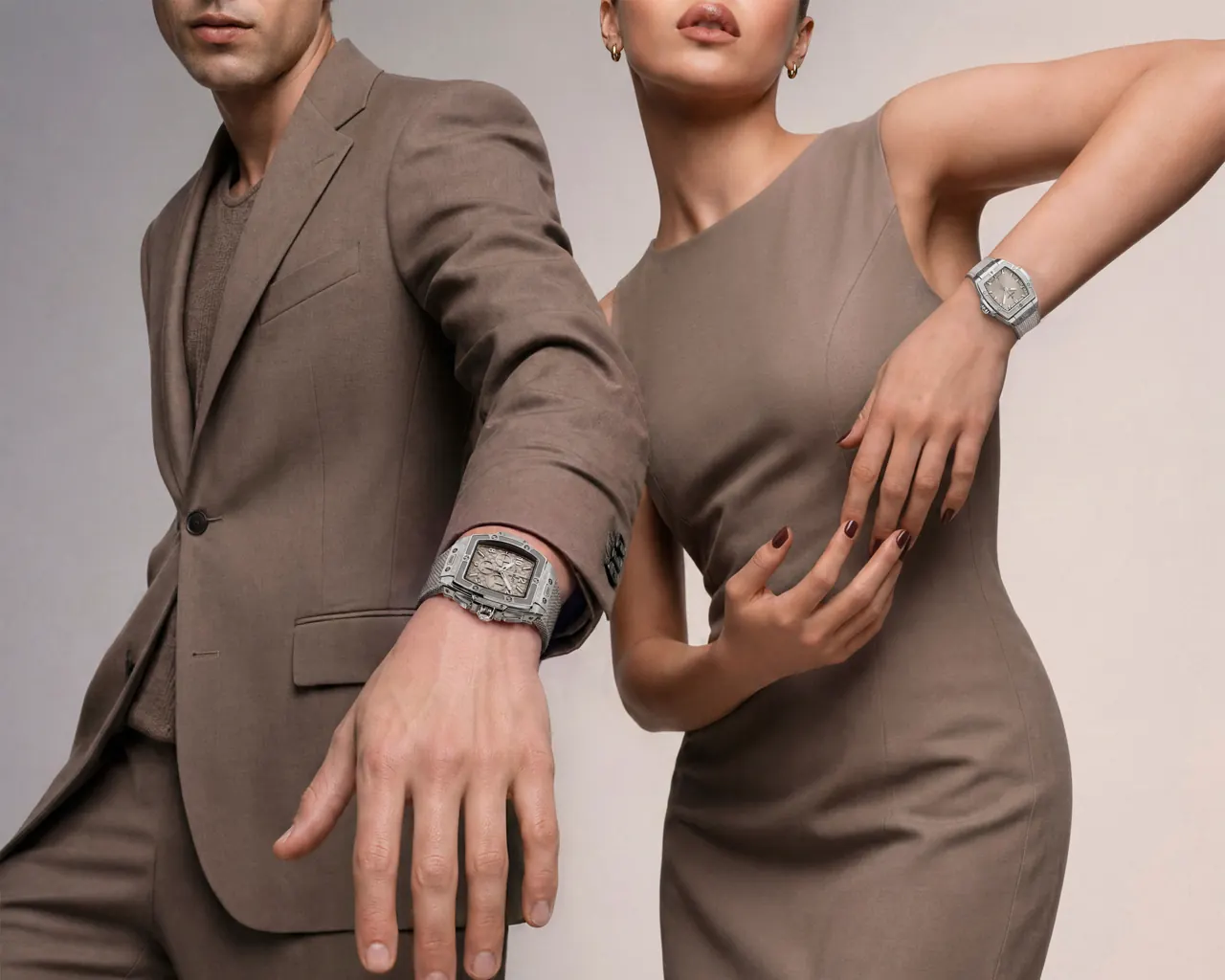 Hublot Spirit of Big Bang Essential Taupe interchangeable rubber and Velcro straps in taupe
