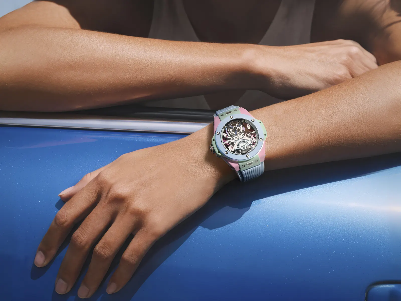 Hublot Big Bang 33 mm petrol blue and mint green ceramic editions with One-Click rubber straps