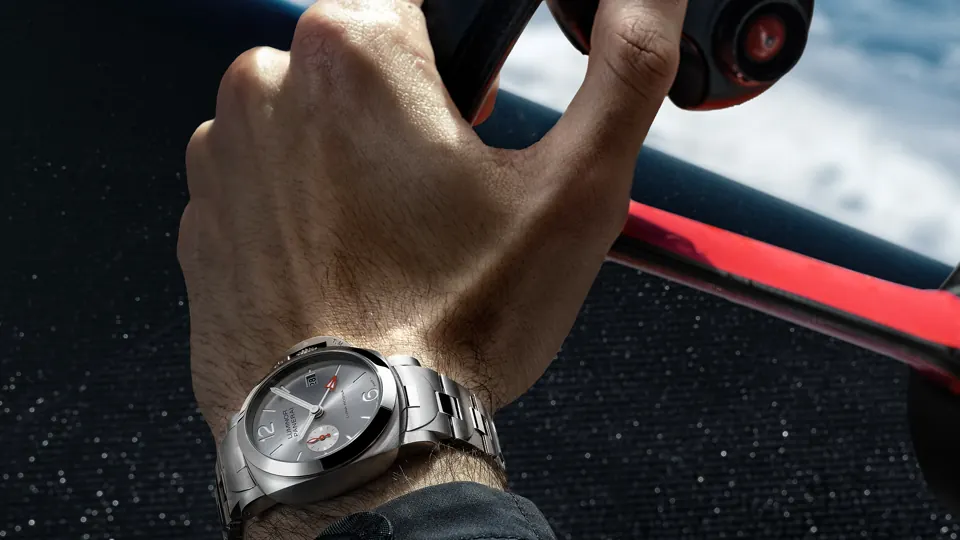 PANERAI - Luminor Luna Rossa Chrono