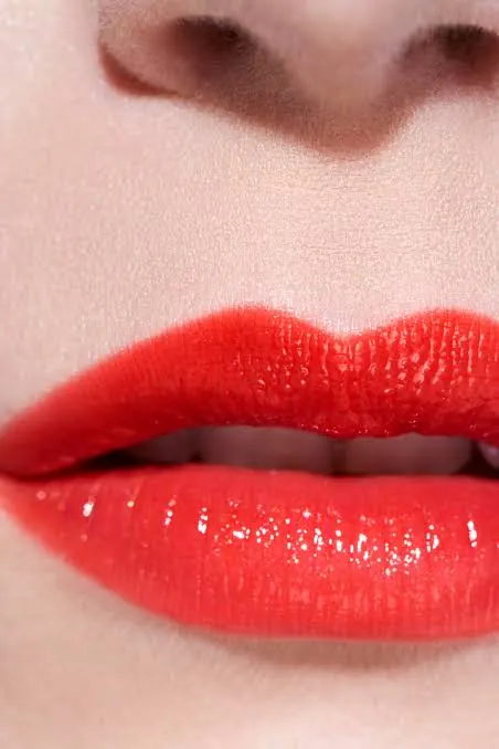 CHANEL Rouge Coco Flash Hydrating Vibrant Shine Lip Colour in 29 shades campaign portrait by Tim Elkaim featuring Lennon Sorrenti