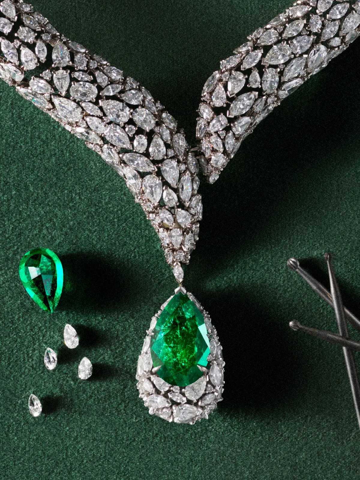 Detail of the diamond cascade on the Messika Delta Sacré necklace evoking the channels of the Okavango Delta