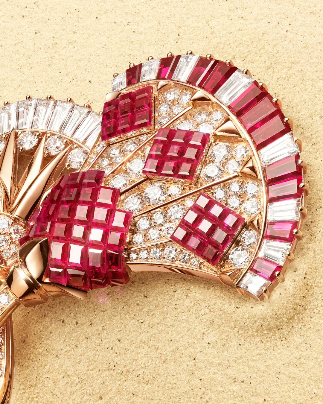 Van Cleef and Arpels Fleur de Lotus Mysterieuse clip with Mystery Set rubies and diamonds from Fascinating Egypt 2026 collection