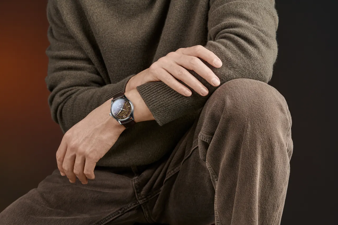 Frederique Constant Classics Runabout Automatic GMT teak-brown dial variant showing GMT hand and date at 6 o'clock