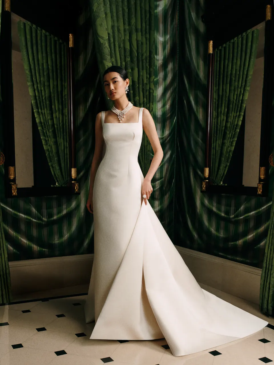 Diamond bow and Freshwater pearl necklace from the Yoko London Emilia Wickstead bridal collection