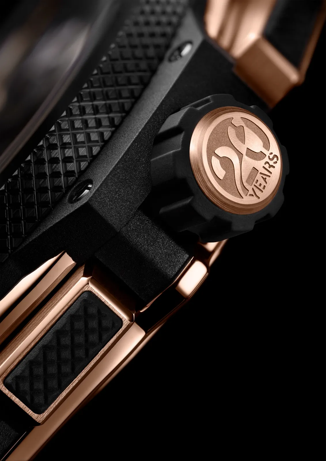 Hublot Big Bang 20th Anniversary King Gold Ceramic case side view with polished black ceramic and titanium H-screws