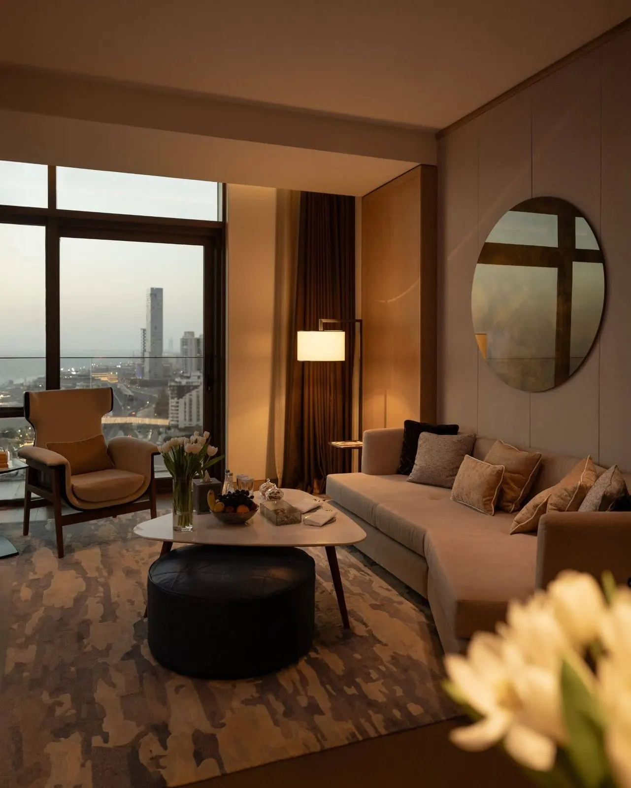 Rooftop swimming pool at Shangri-La Jeddah overlooking the Jeddah Waterfront