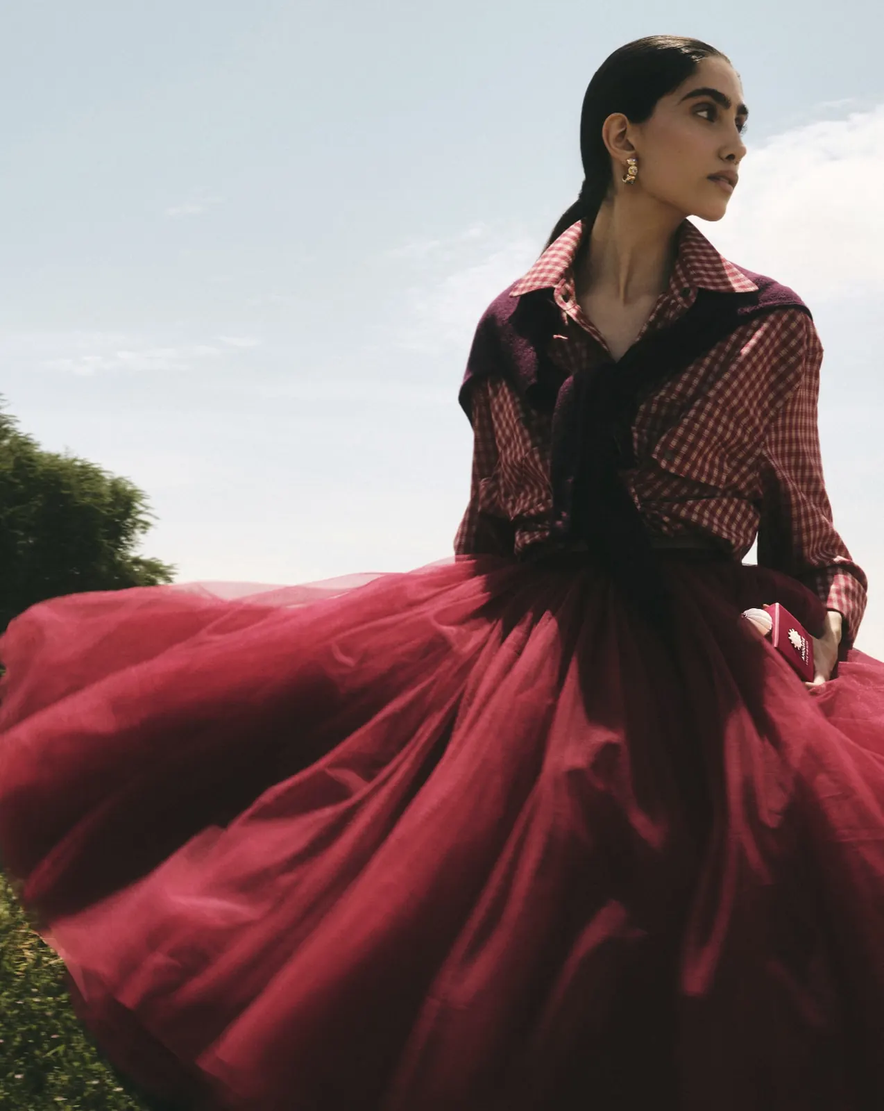 Amouage Love Hibiscus fragrance campaign imagery directed by Renaud Salmon