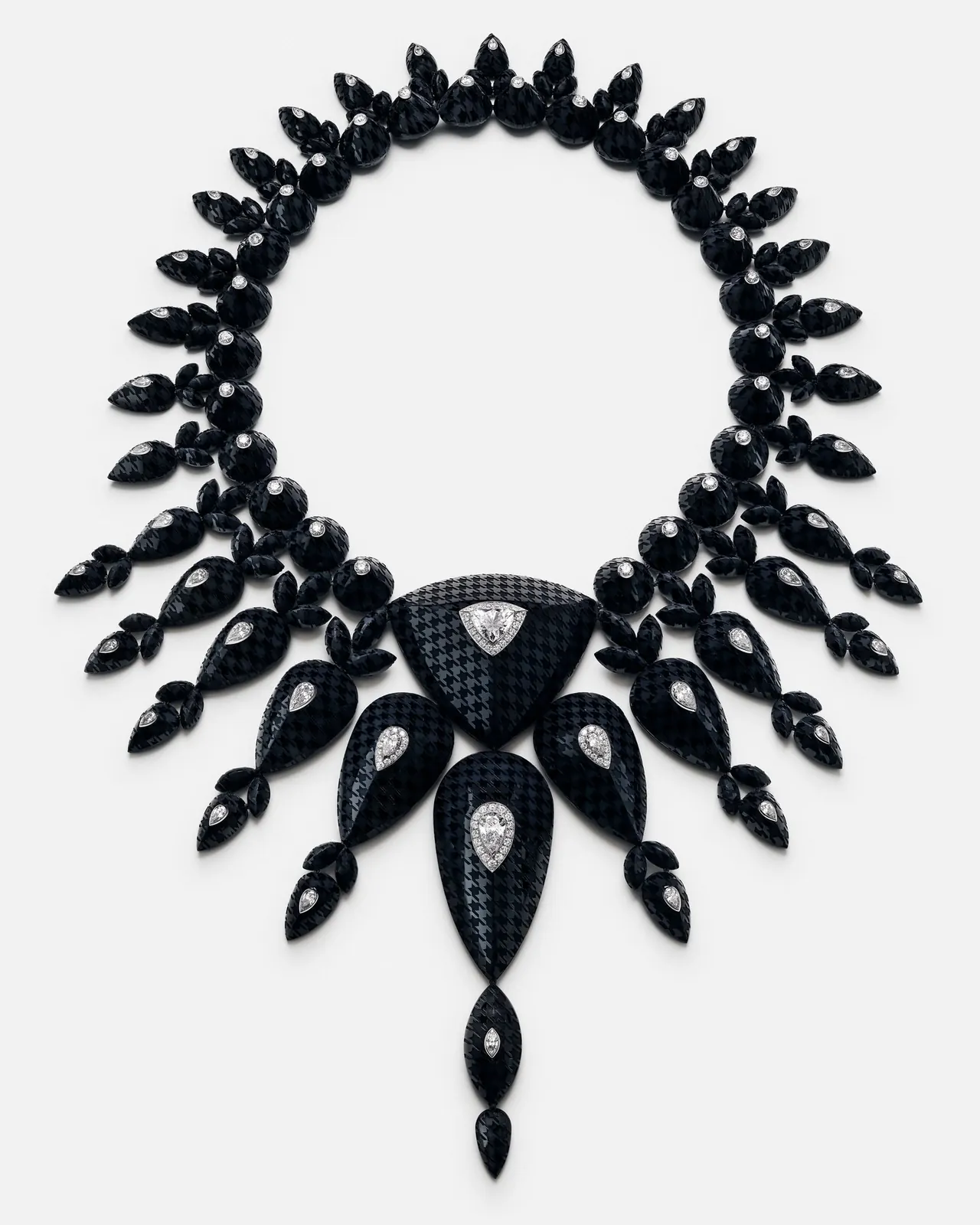 Boucheron Human Being – Tattoo set with glyptic-engraved smoky quartz cluster necklace