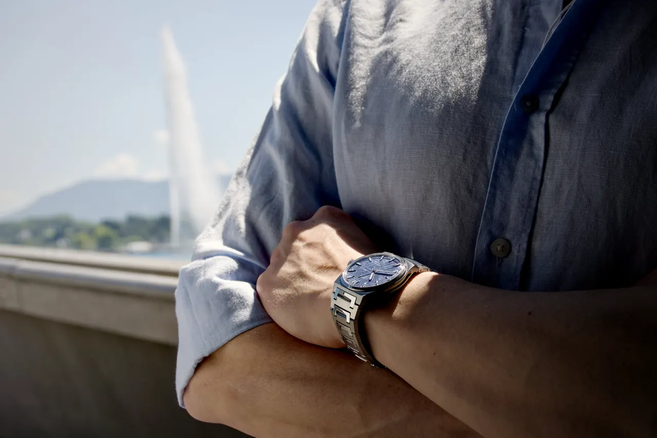 Czapek Antarctique Frozen Meteor wrist shot steel blue meteorite dial