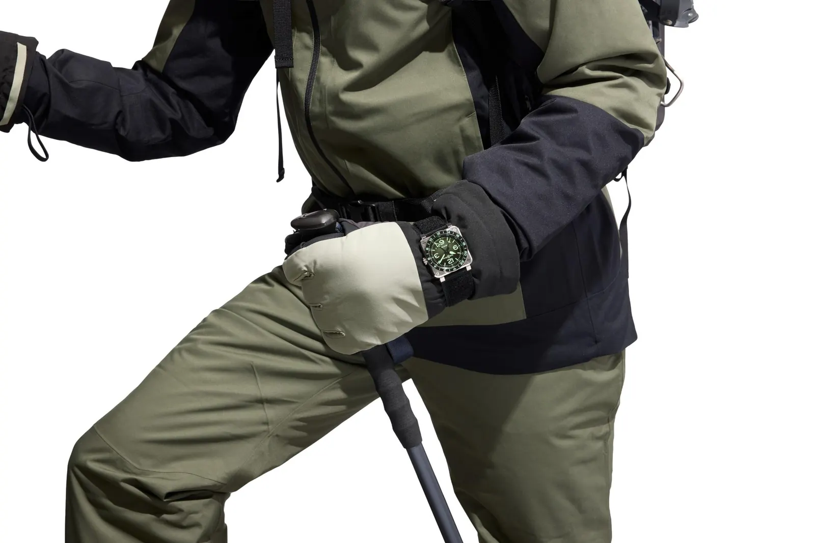 Bell & Ross BR-03 GMT Green Lum luminous glow in dark conditions
