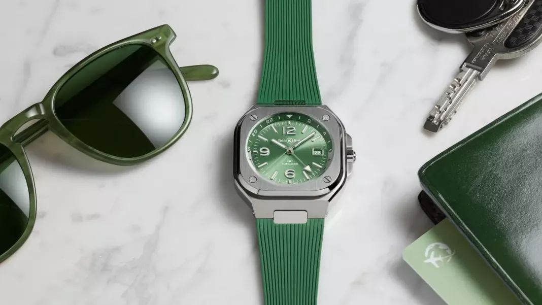 WORDPRESS-001-2 Bell & Ross BR-05 GMT Green Steel: The Sage Dial Edition for 2026