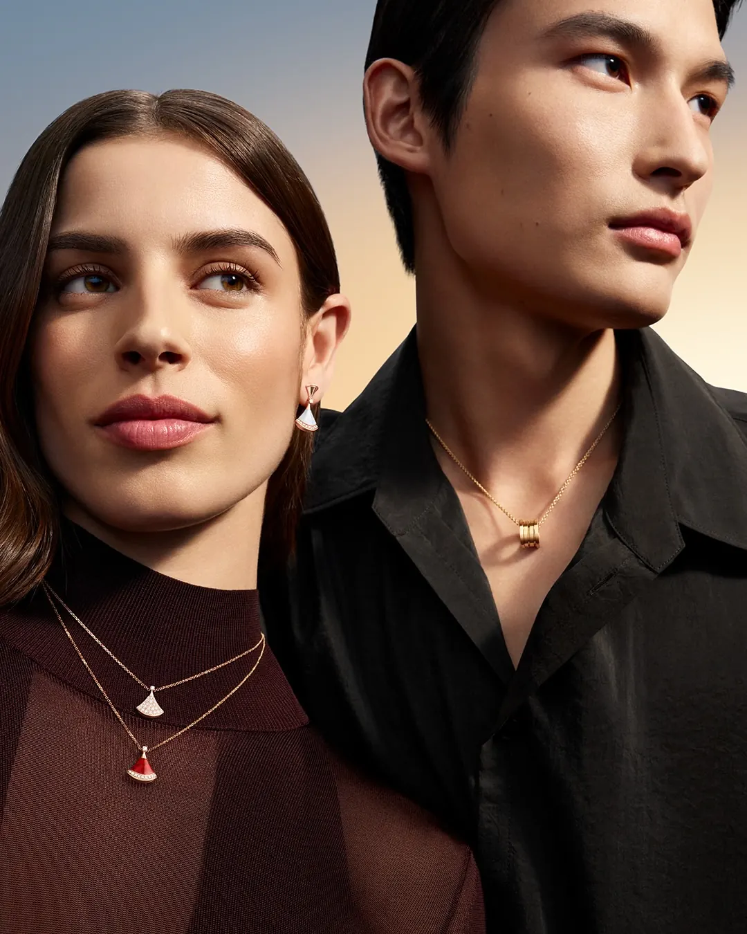 Bvlgari Divas Dream necklace featuring fan-shaped motif in pavé diamonds and coloured gemstones